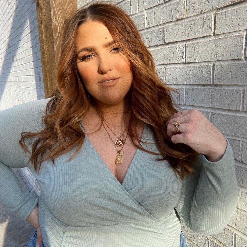 Meet your Posher, Nikki